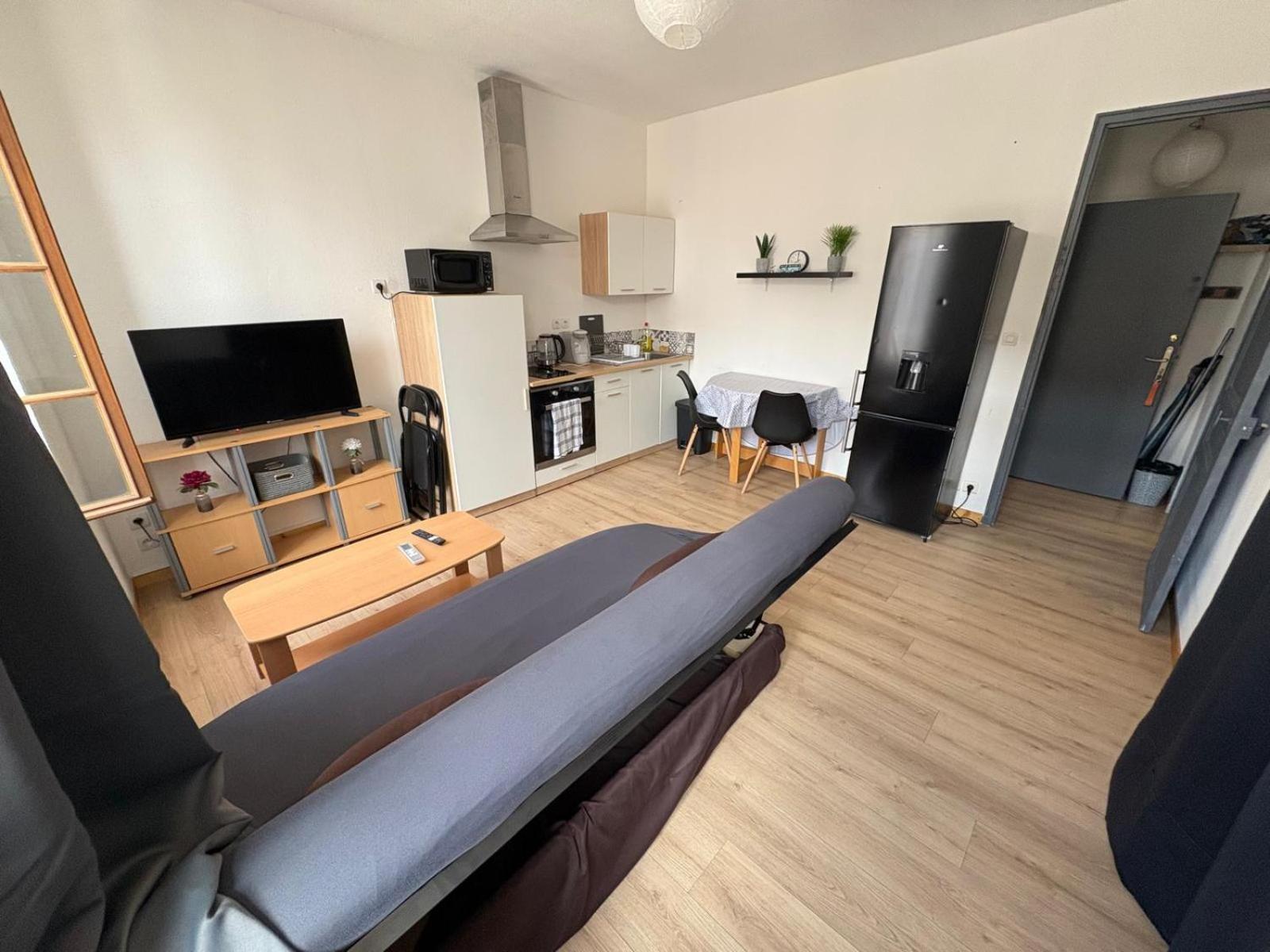 Appartement T2 Avec Balcon Proche Centre-ville *
